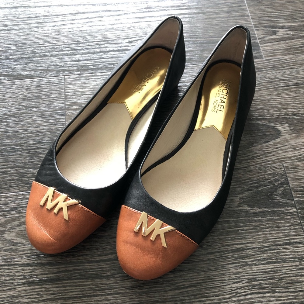 MICHAEL Michael Kors Black and Tan Flats